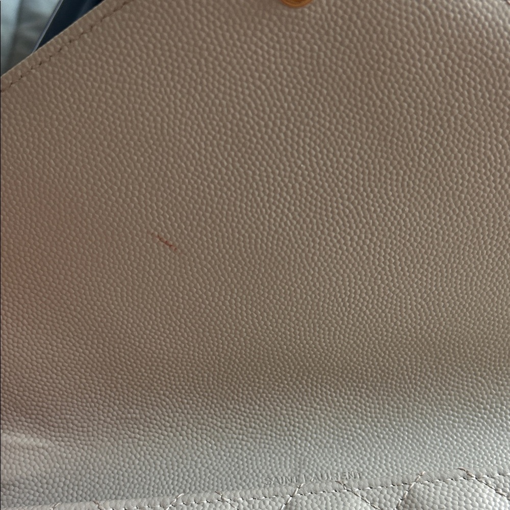 Elegant Cream Quilted Clutch - Picture 2 of 10